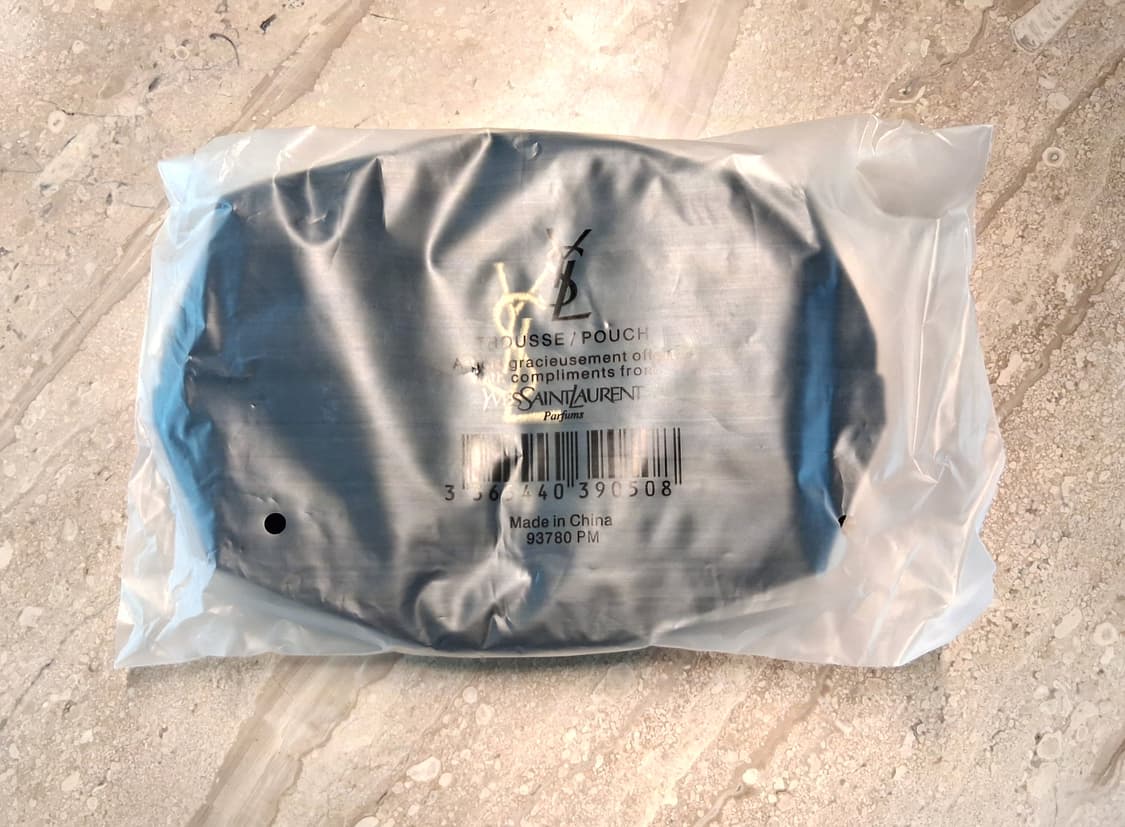 입생로랑 YSL 블랙 벨벳 파우치 (새제품) 상품이미지9