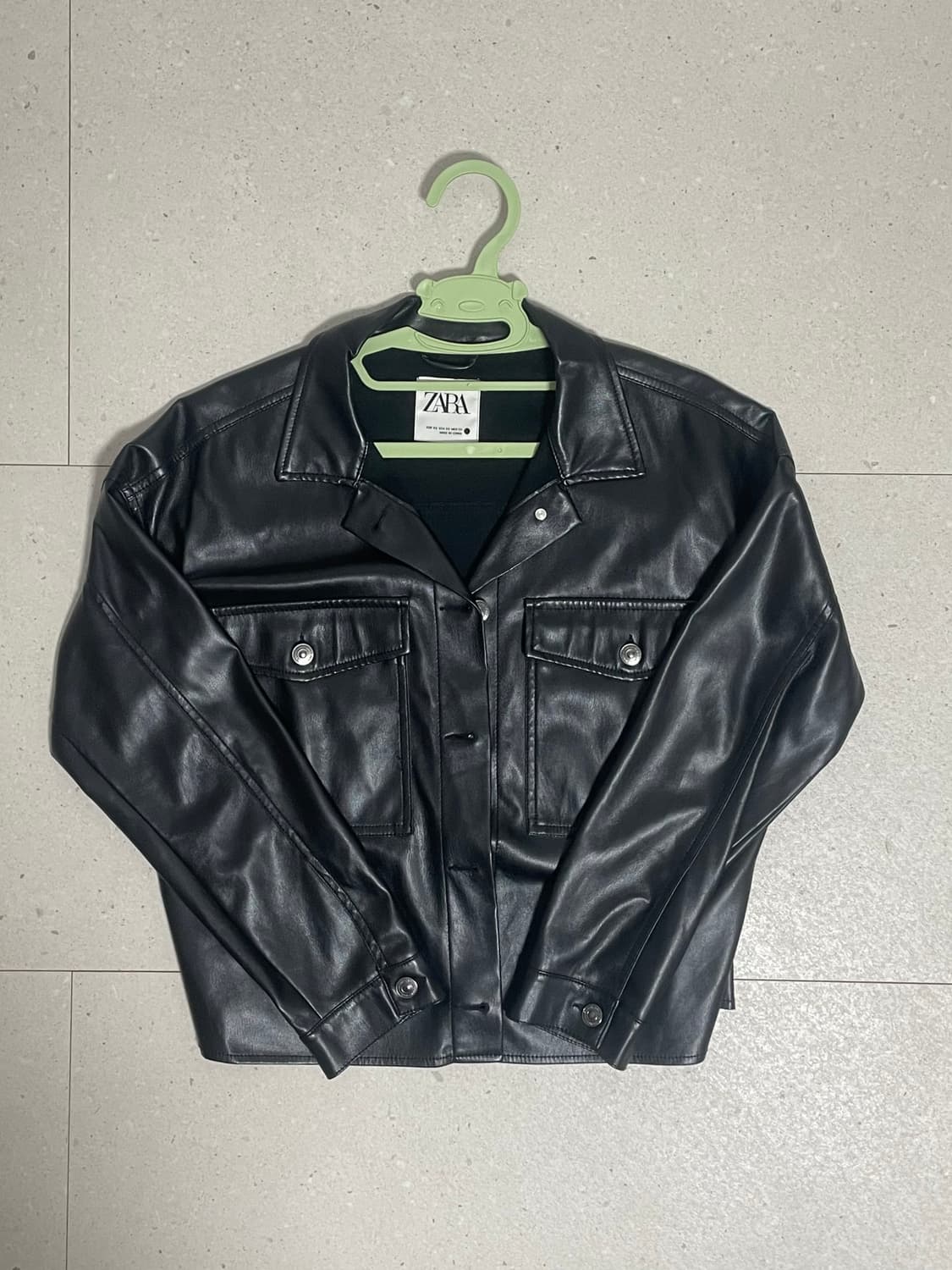 자라 페이크레더 자켓 상품이미지1