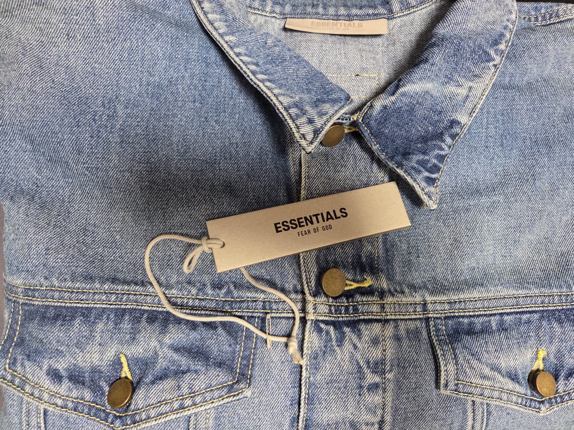 에센셜 트러커 자켓 인디고 22fw 판매합니다. 상품이미지8