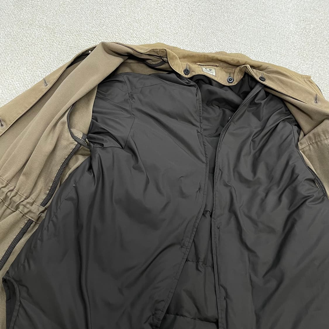 C.P 컴퍼니 밀레밀리아 덕 다운 라이너 자켓 상품이미지7