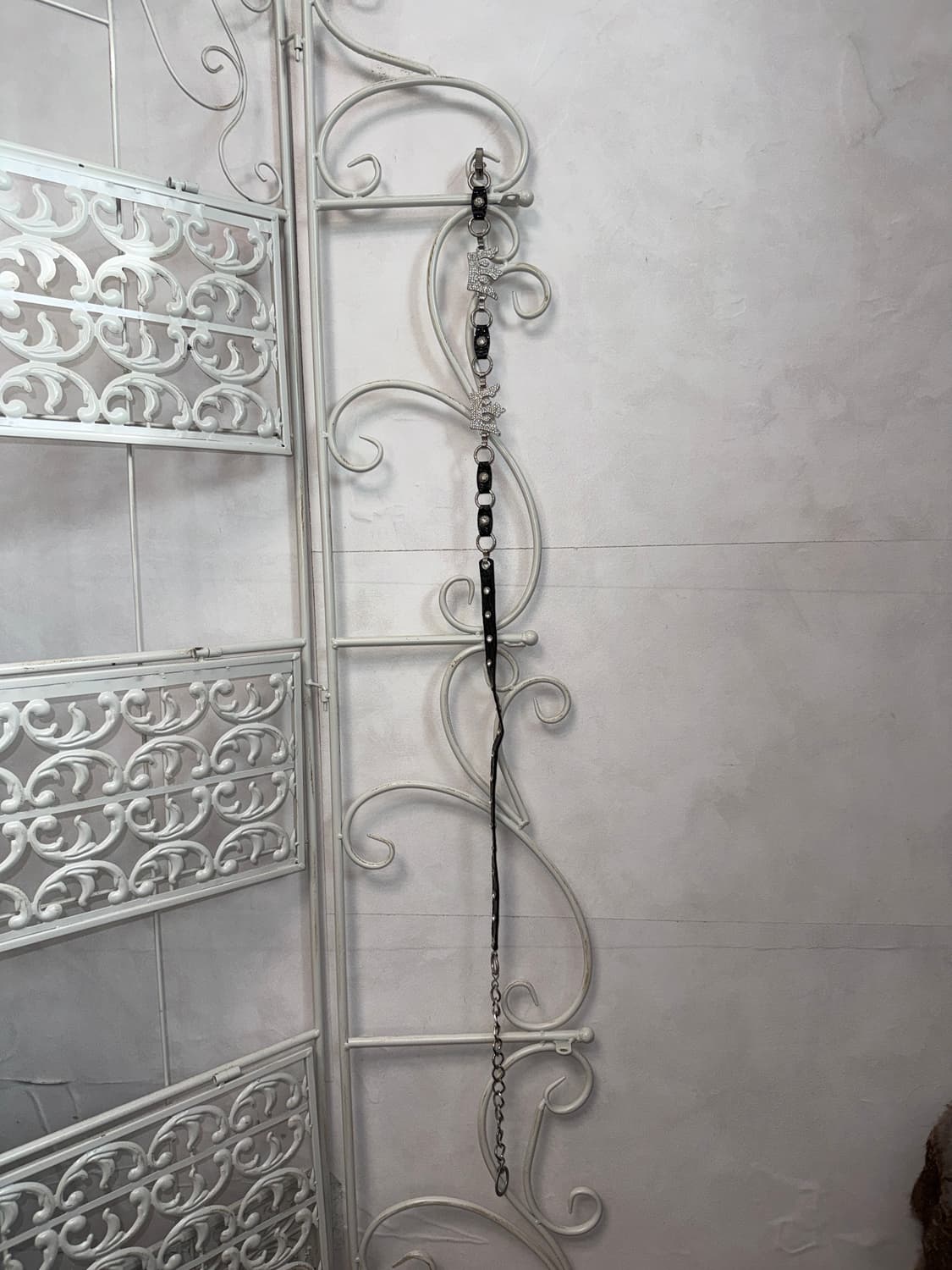 Black cubic crown stud chain belt 상품이미지3