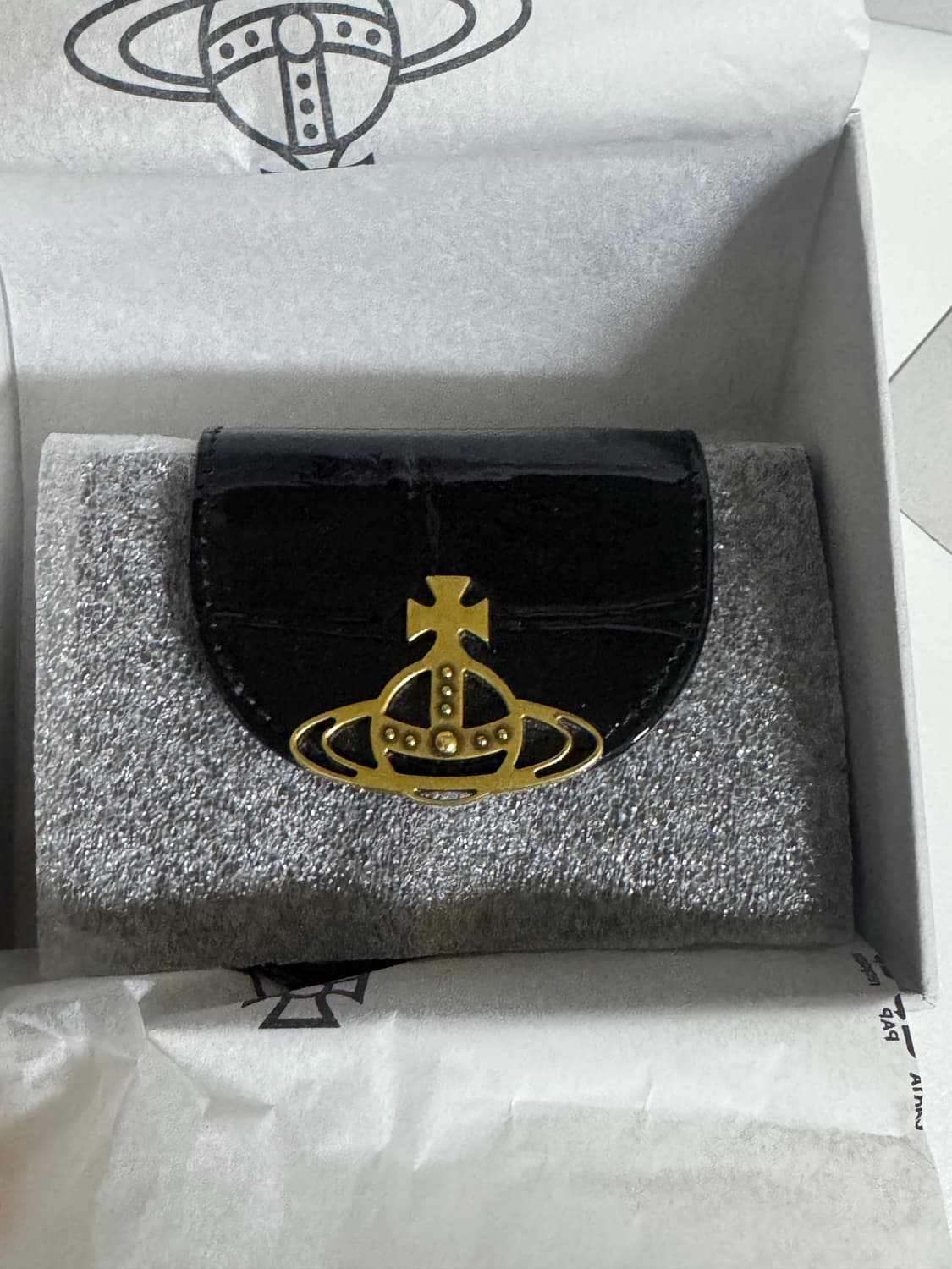 비비안 웨스트우드 샤이니 페이던트 플랩 카드지갑 홀더 상품이미지1