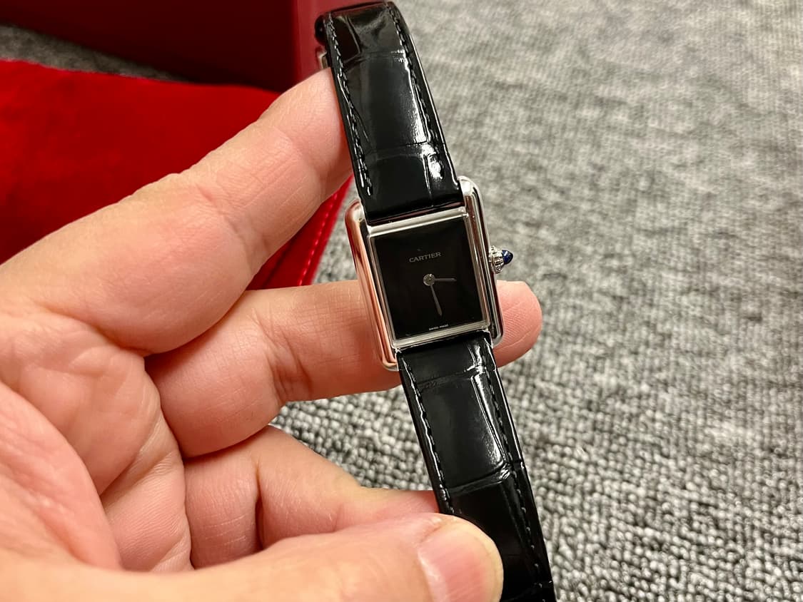 까르띠에 탱크 스몰 머스트블랙 풀박스 상품이미지2