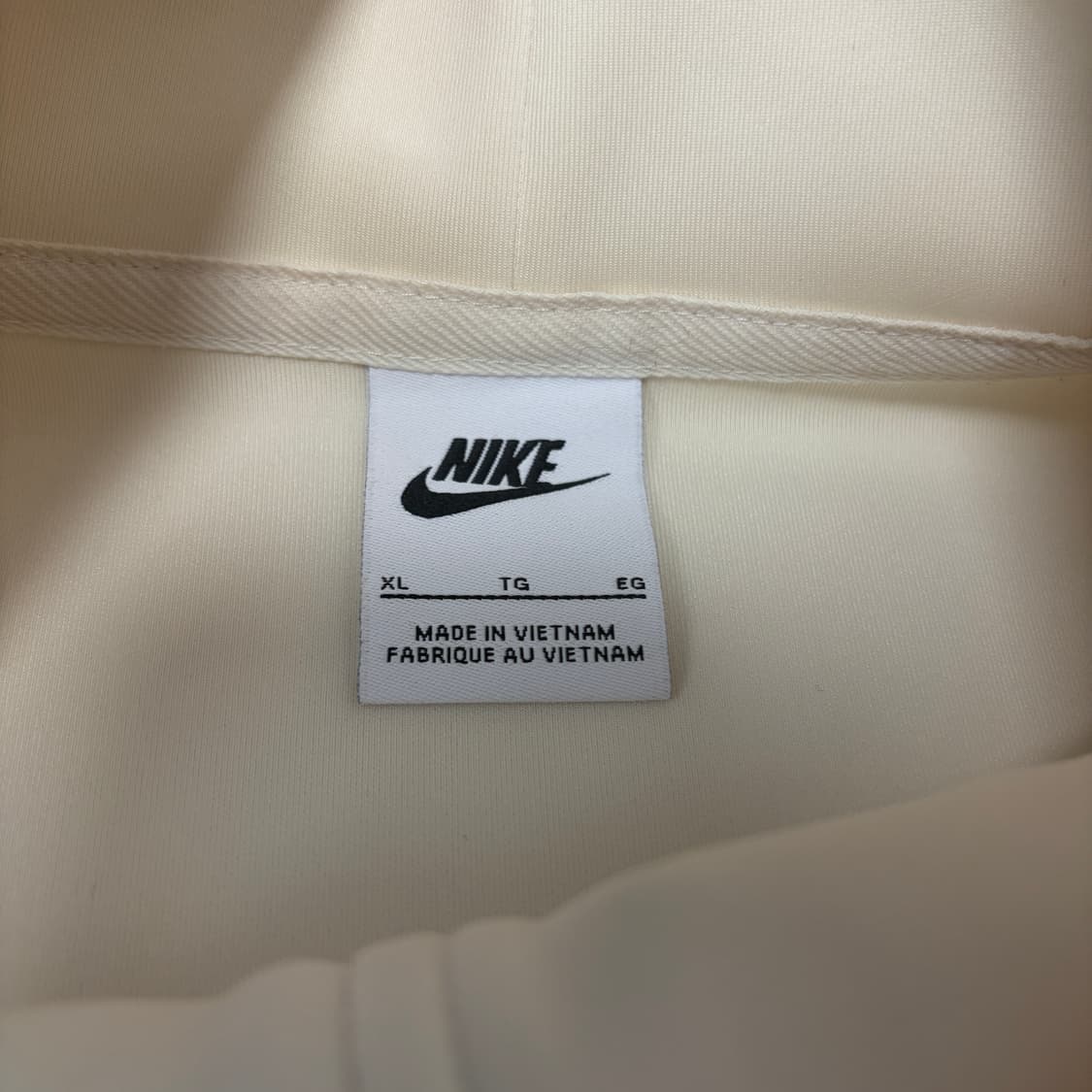 나이키 하프집업 맨투맨 아이보리 상품이미지4