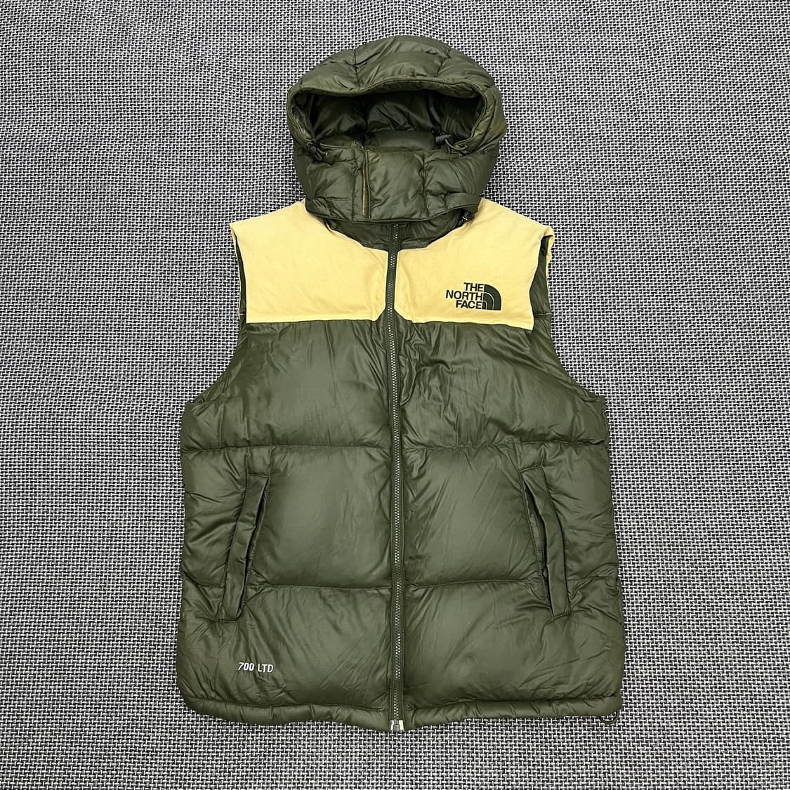 노스페이스 카키 조끼패딩 95 상품이미지1