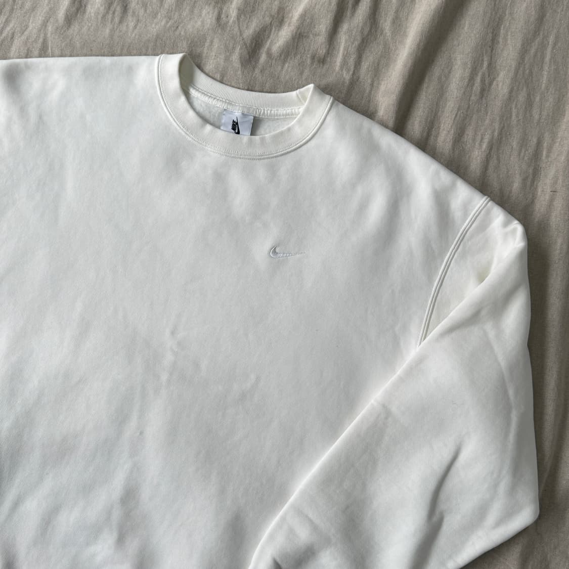 나이키 NRG 솔로스우시 화이트 스웻 맨투맨 M 상품이미지2