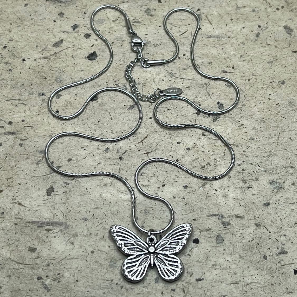 나비 목걸이 상품이미지1