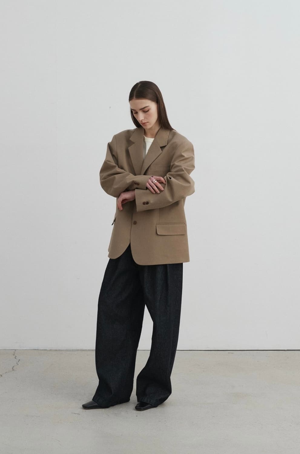 와이이 YE 스탠다드 베이지 자켓 아우터 상품이미지3