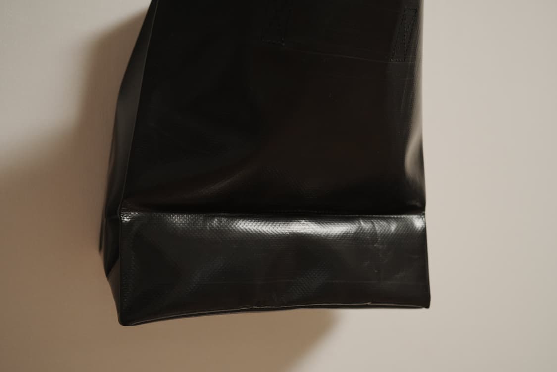 프라이탁 F250 SONNY 소니 토트백 올블랙 상품이미지3