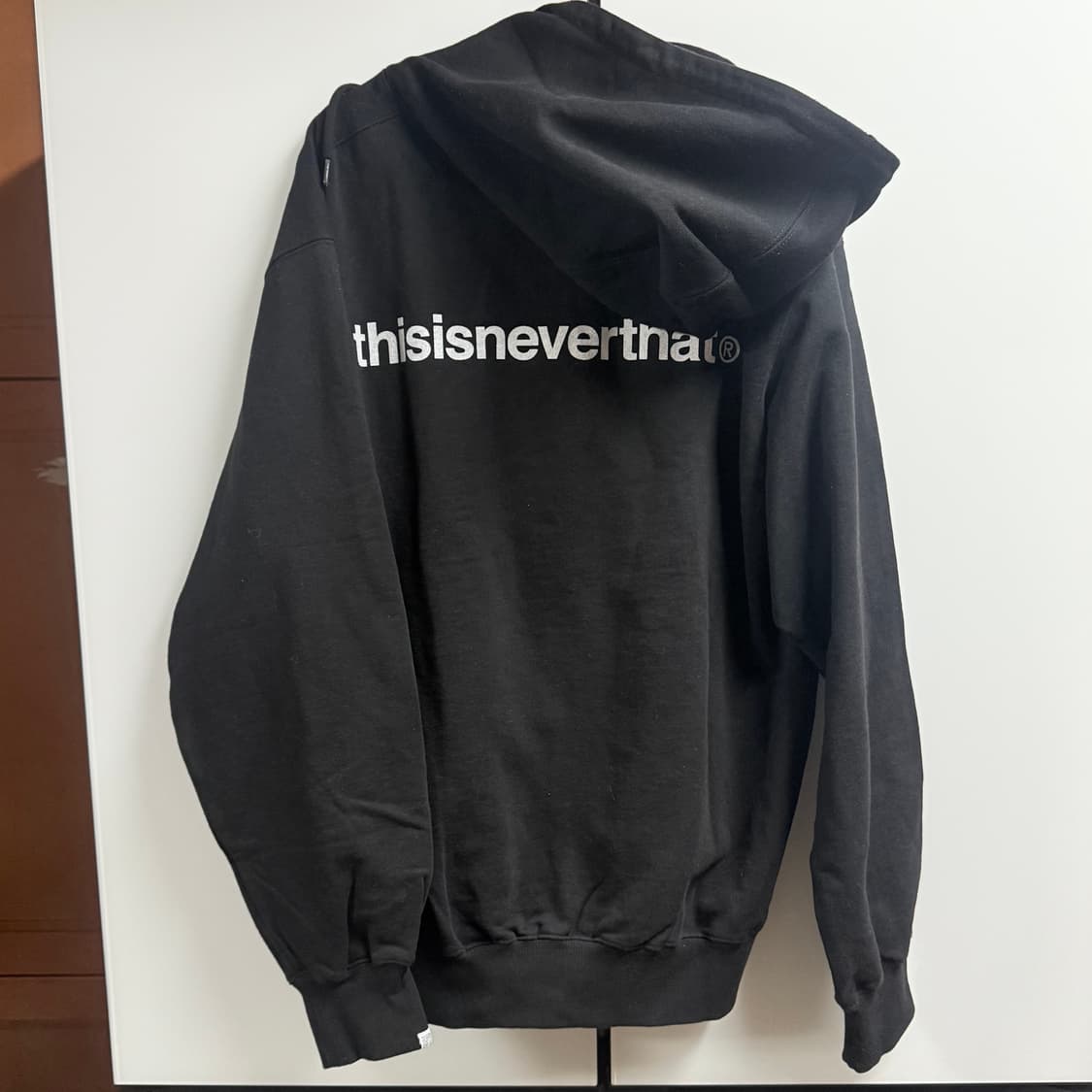 정찬성 디네뎃  TNT WIN ZOMBIE WIN Hoodie Black 상품이미지4