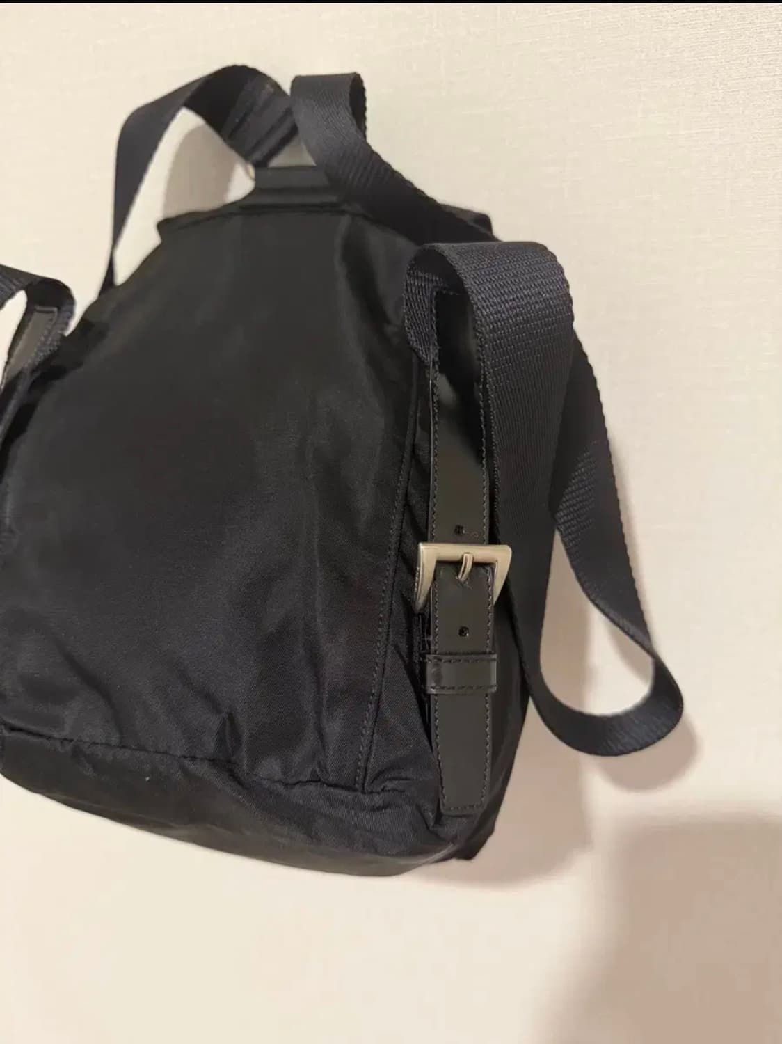 정품 프라다 포코노 나일론 원포켓 백팩 상품이미지4