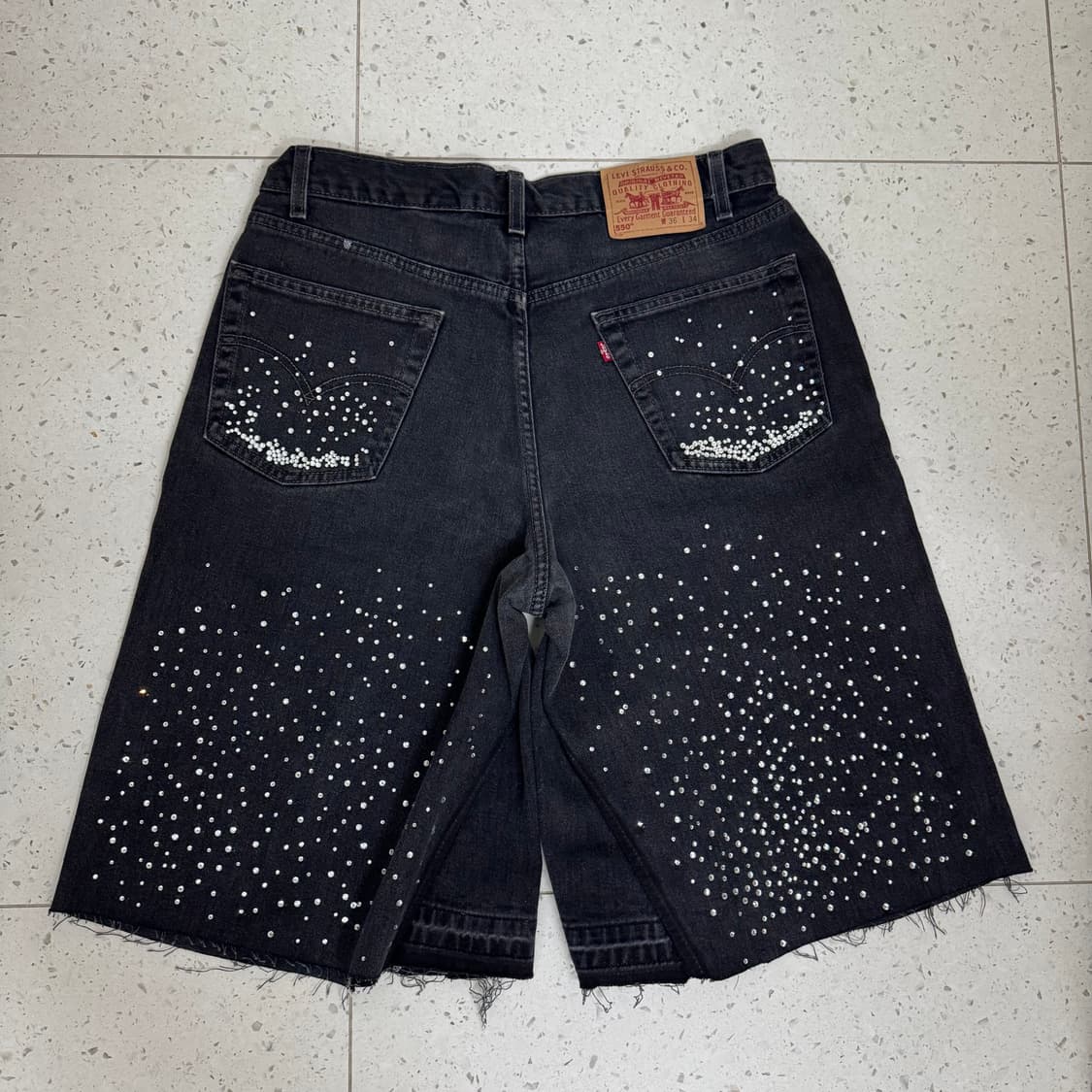 Vintage Levi's 550 rhinestone 버뮤다 쇼츠 상품이미지3