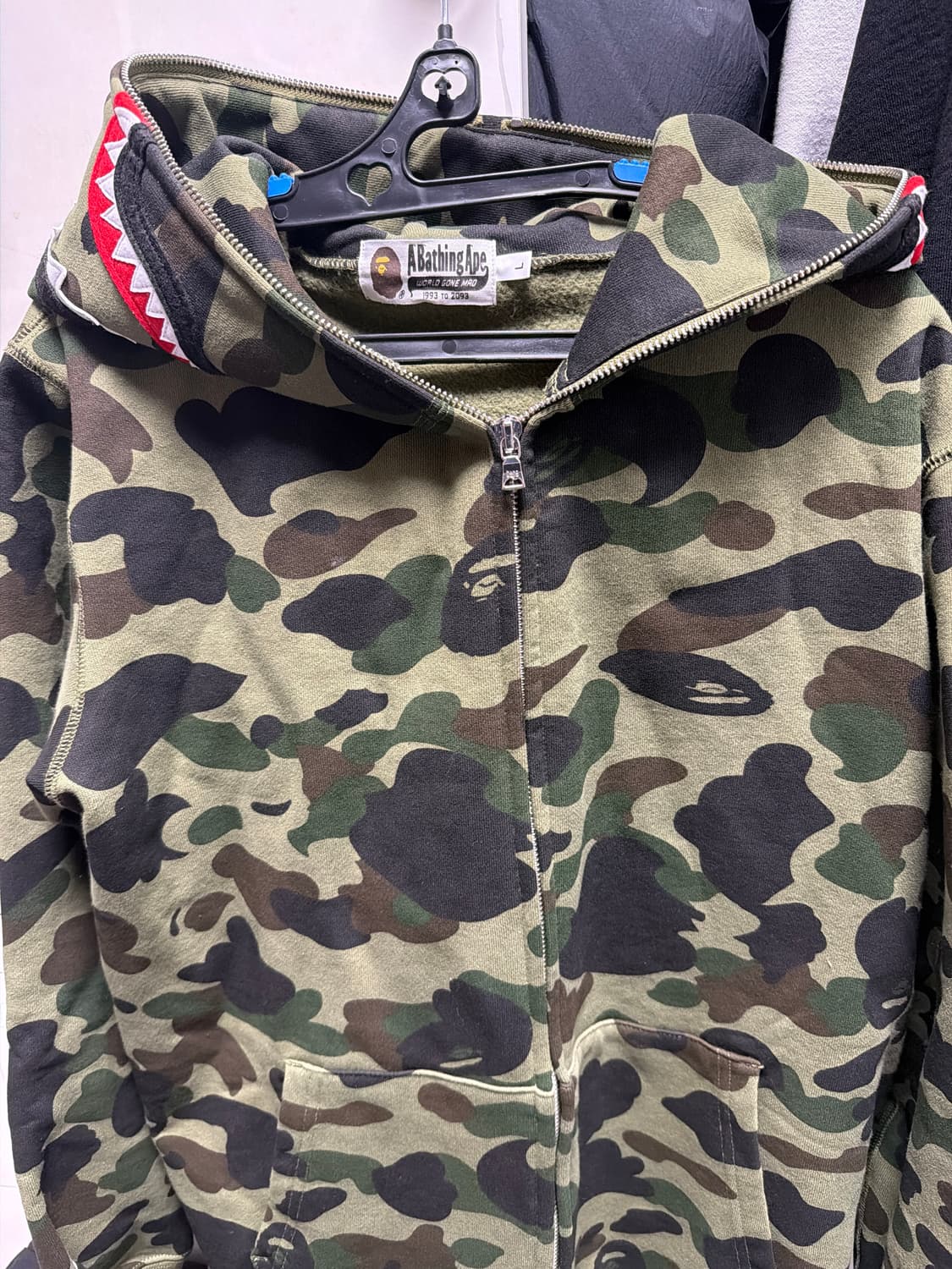 베이프 샤크후드 녹계 L 상품이미지1