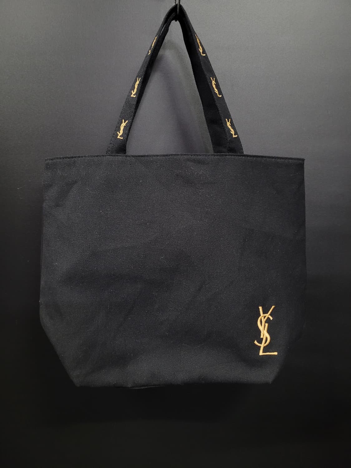 YSL 입생로랑 금장 자수로고 에코백 상품이미지1