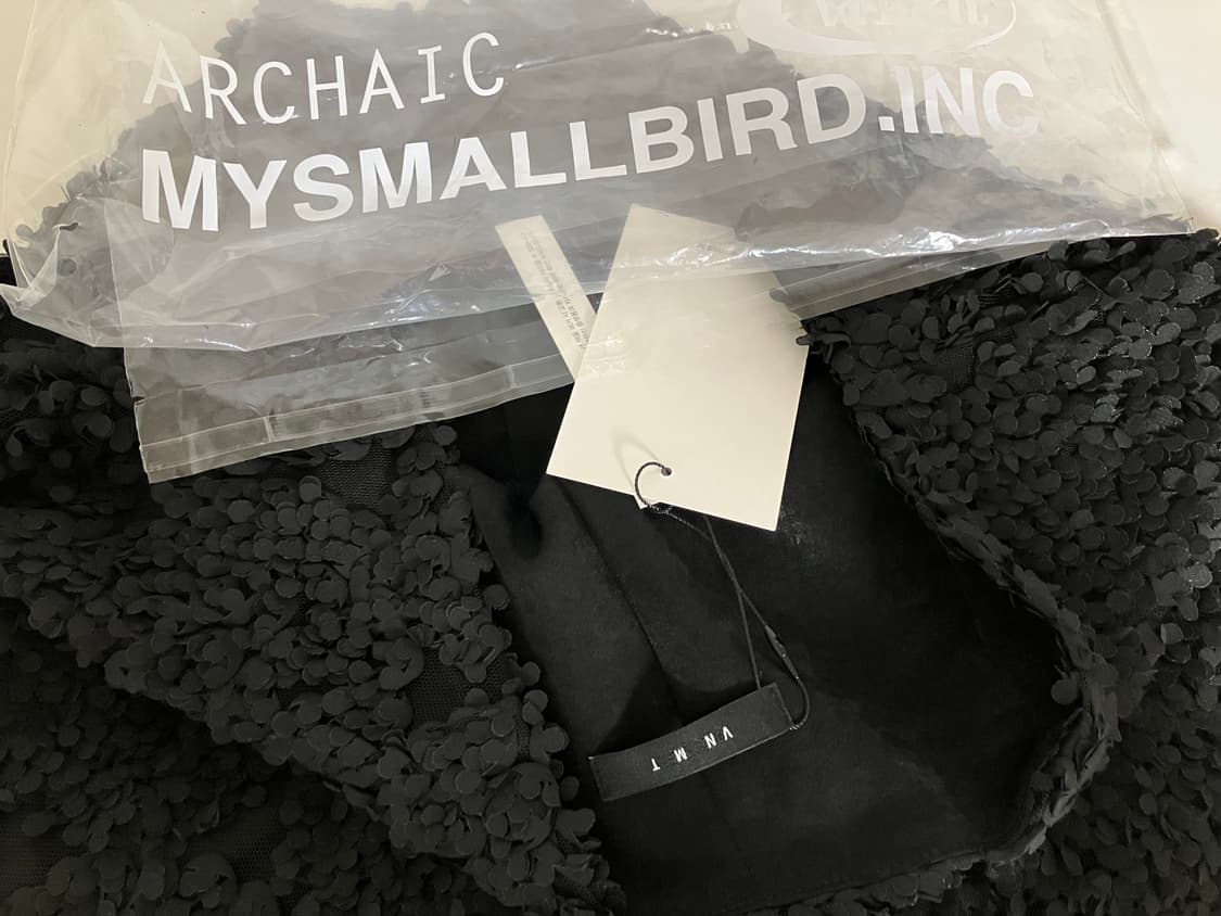 (새상품)바니쉬먼트 Dahlia flower pantskirt_black 상품이미지3