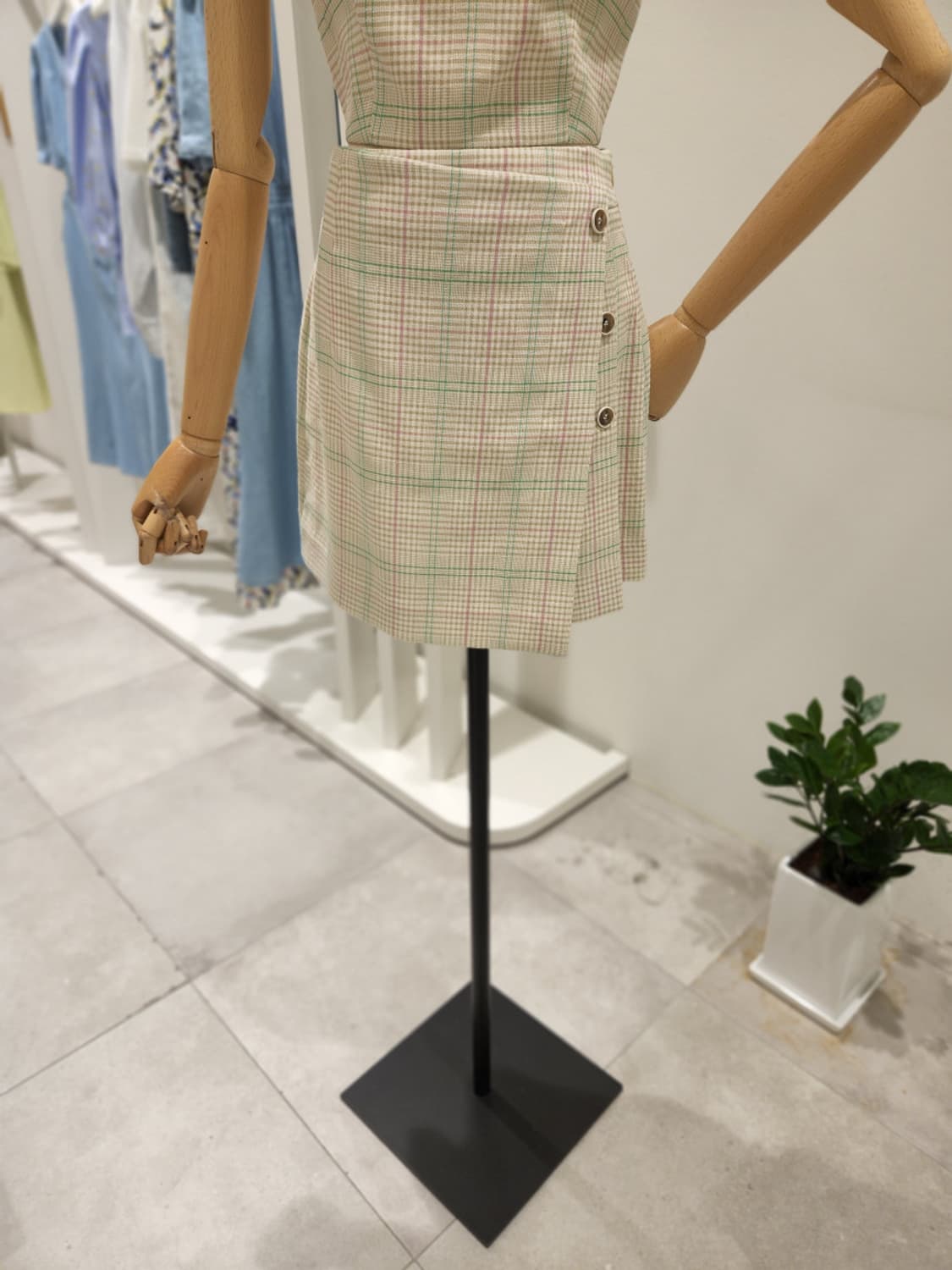 잇미샤 랩디자인 숏팬츠 상품이미지1