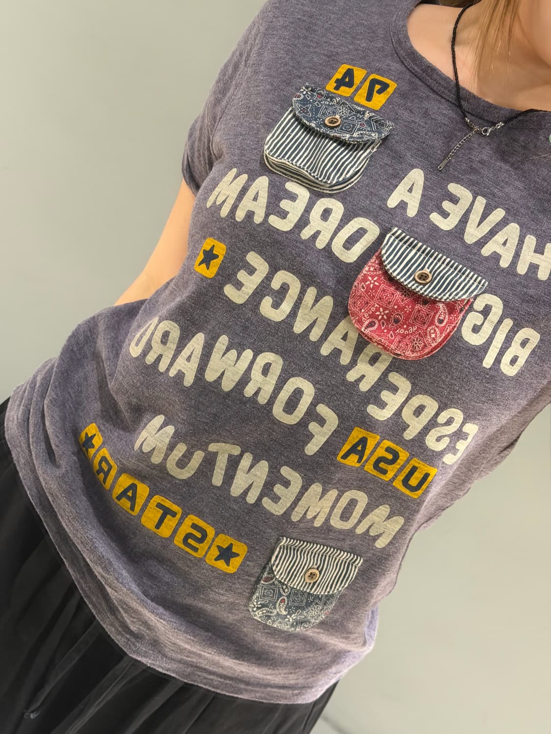 Rough lettering & pocket detail tee 상품이미지4