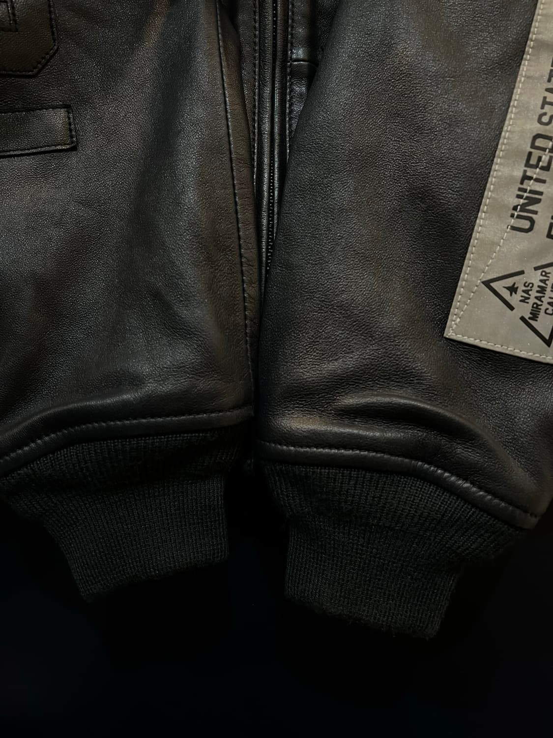 아비렉스 탑건 레더 자켓 상품이미지3