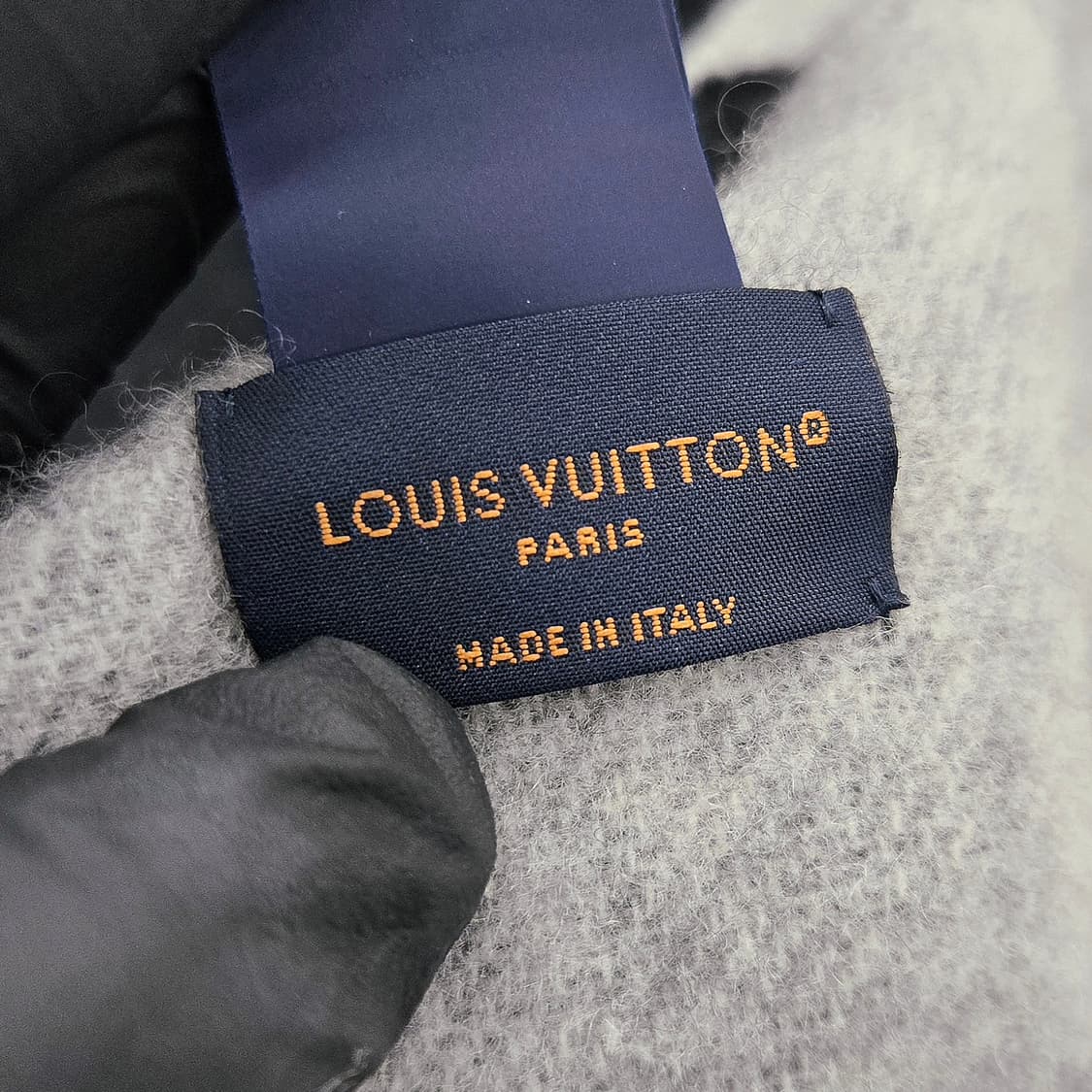 루이비통 LV 모노그램 레이캬비크 캐시미어 머플러 상품이미지5