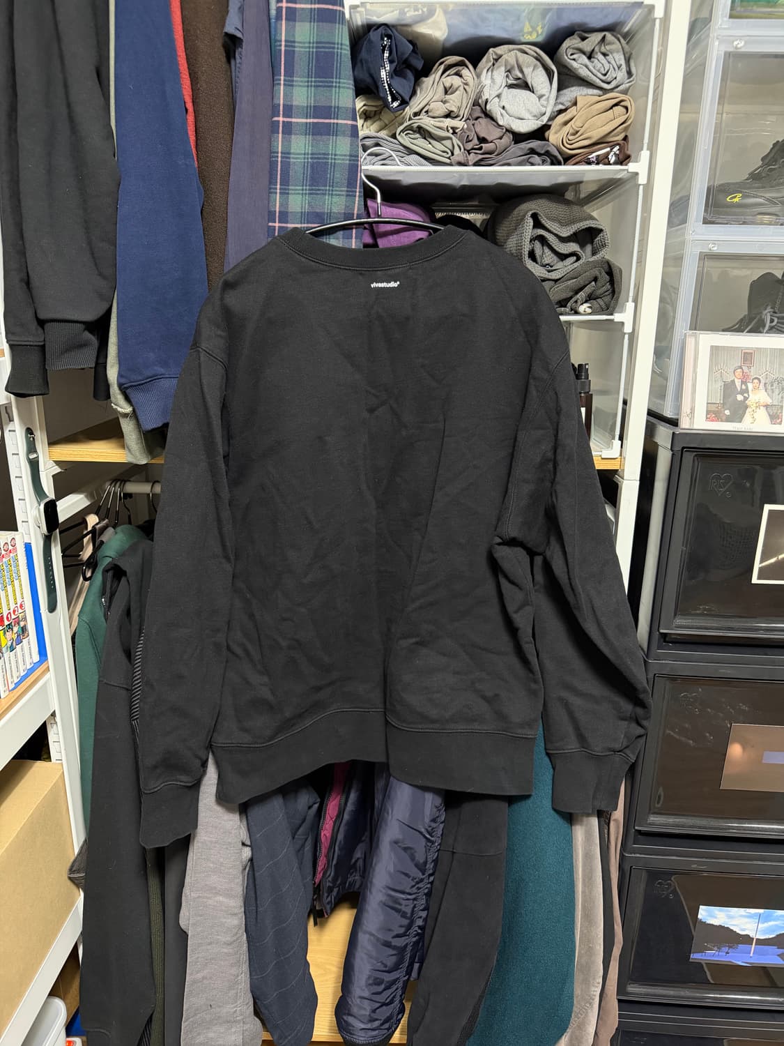 비바스튜디오 맨투맨 블랙 빈티지 상품이미지2