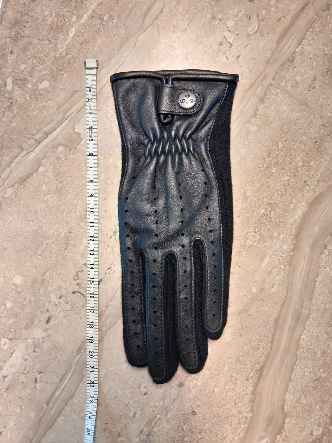 비비안 웨스트우드 아웃핑거 콤비 장갑 블랙 (새상품) 상품이미지10