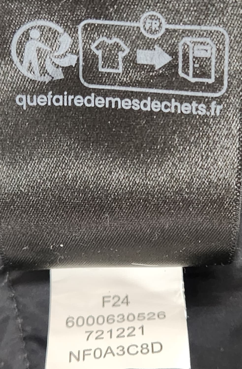 노스페이스 신형 눕시 700 패딩 회색 (해외판) XL 상품이미지8