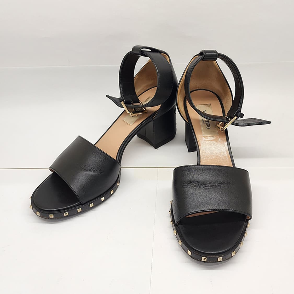 발렌티노 스터드 스트랩 샌들 힐 36 상품이미지1