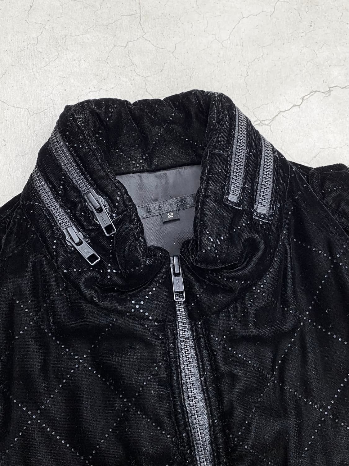 디스커버드 벨루어 퀼티드 자켓 상품이미지6