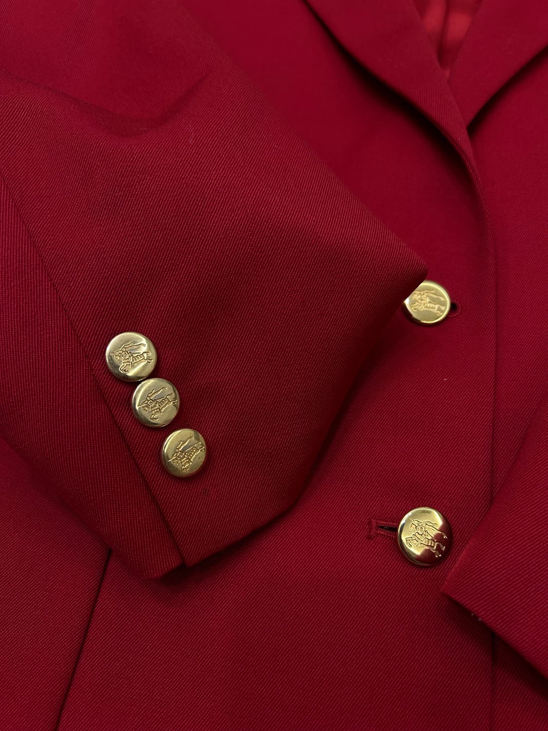 [66]버버리 크레스트 로고 금장 블레이저/레드 상품이미지5