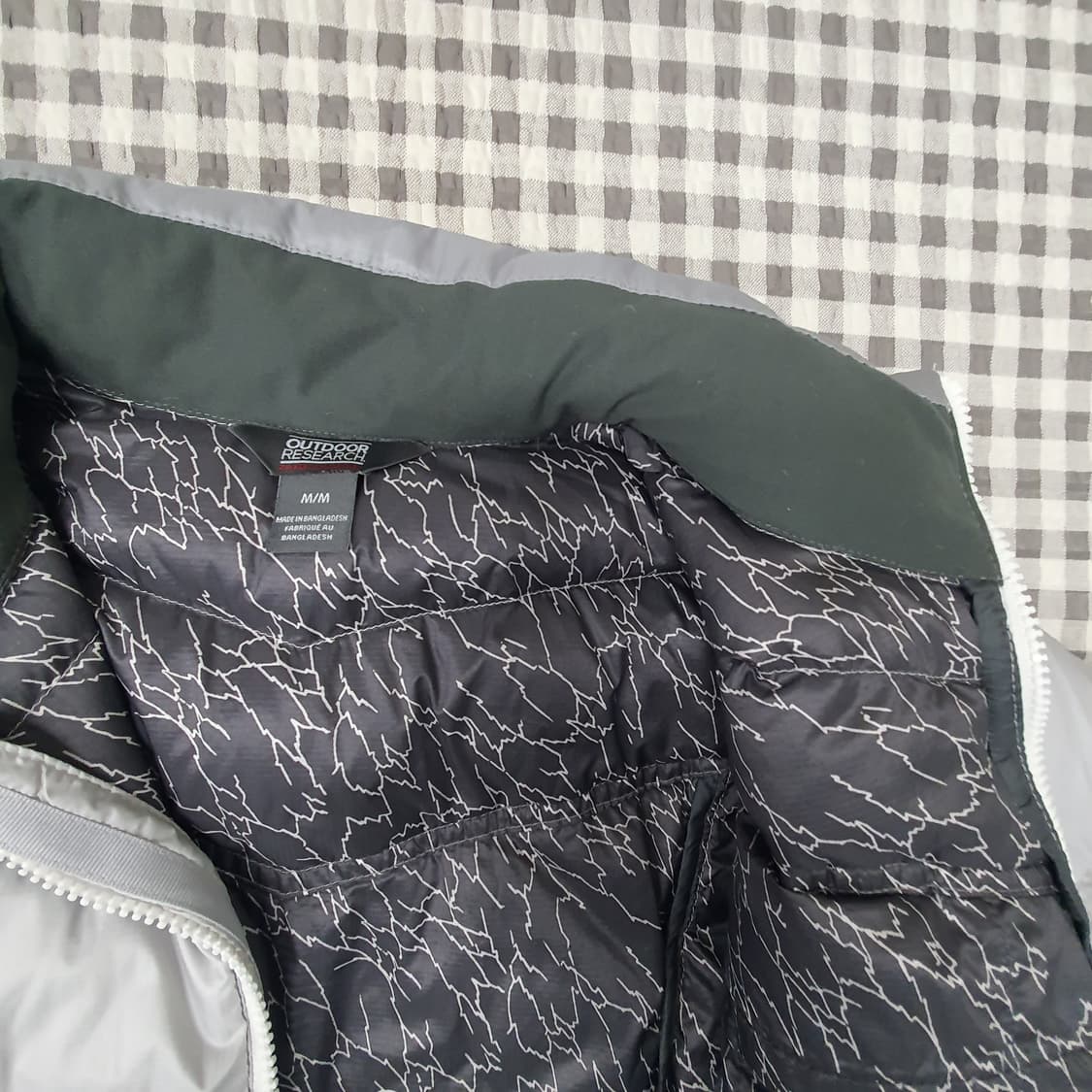 아웃도어 리서치 거위털 경량패딩 공용95 상품이미지7