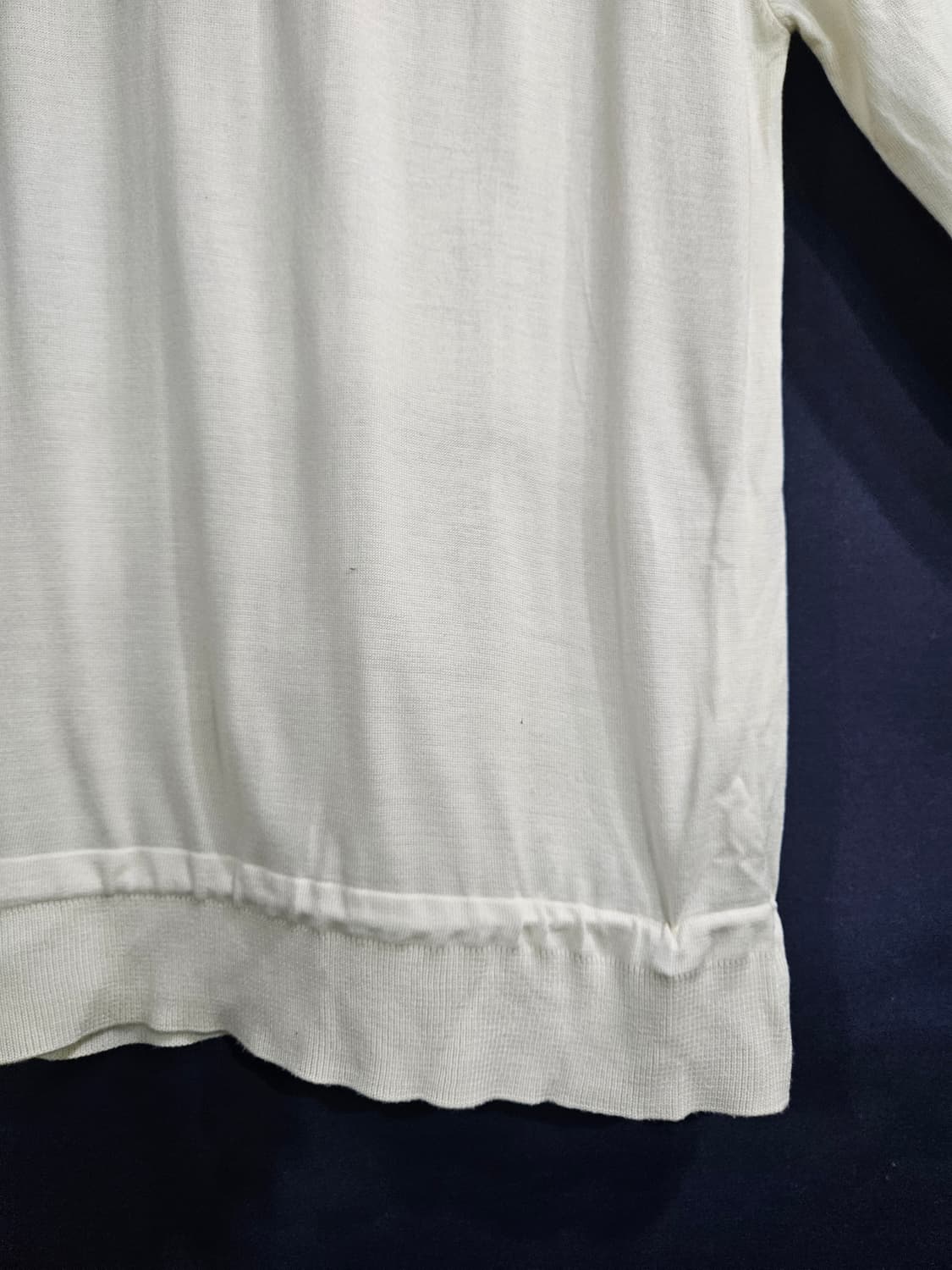 플라스틱 프로덕트 아이보리컬러 남성 세미오버핏 100~105 니트 상품이미지6