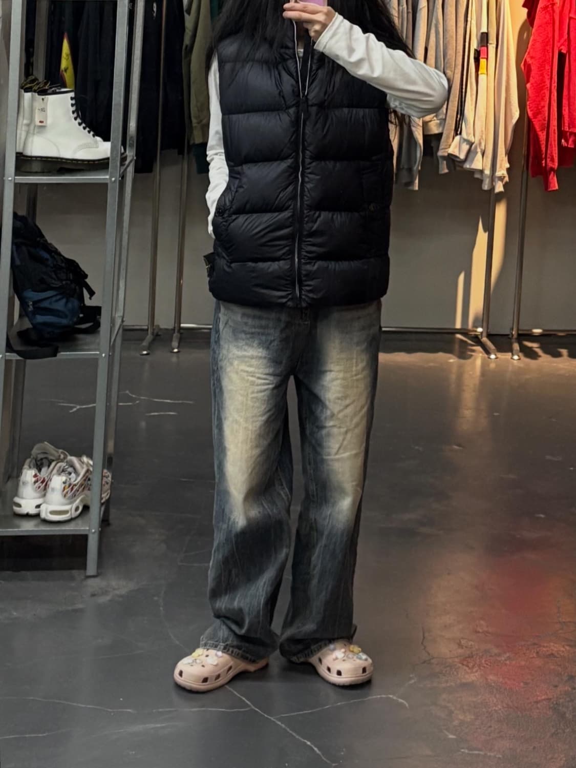 스톤아일랜드 와펜 나일론 후드 다운 베스트 A3013 상품이미지1