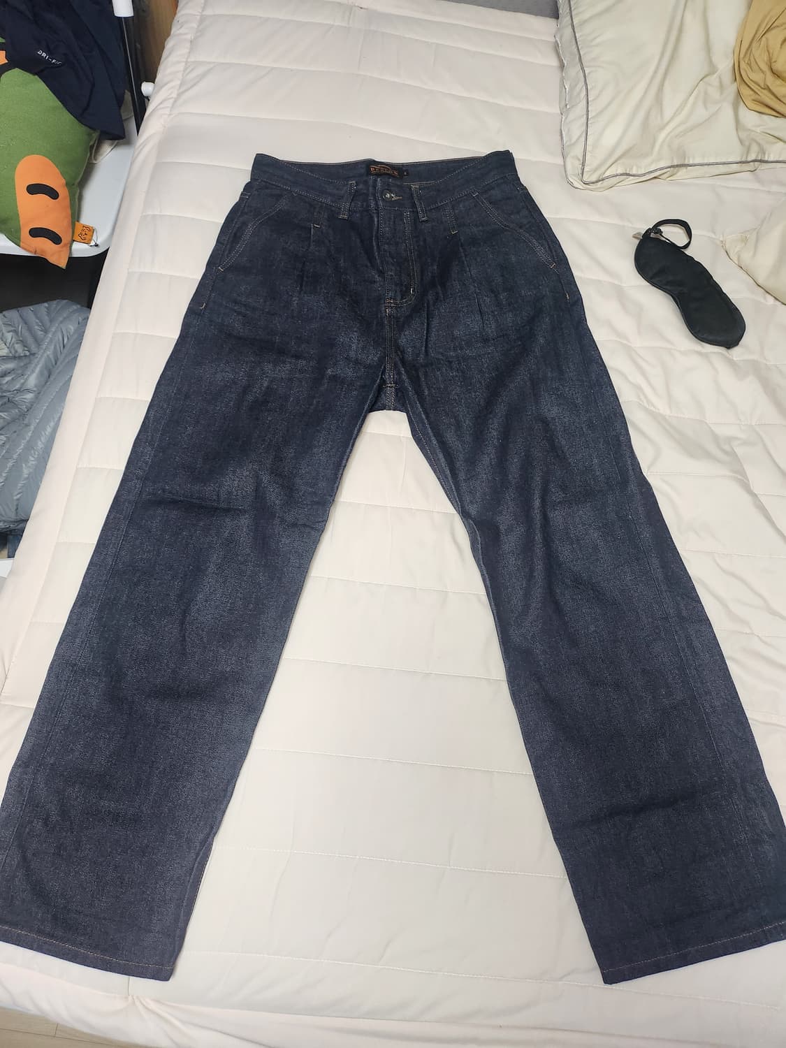 [30] 비슬로우 콤피 원턱 셀비지 데님 팬츠 인디고 상품이미지1