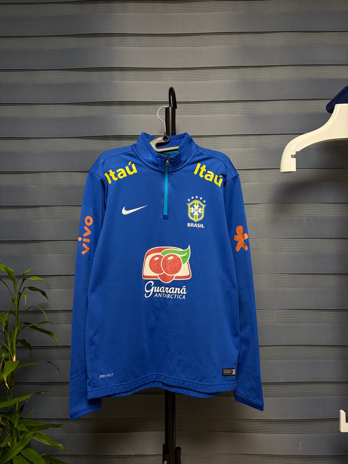 [a급/L] 나이키 16-17 브라질 국대 풀스폰서 드릴탑 (나코탭 정품 상품이미지1