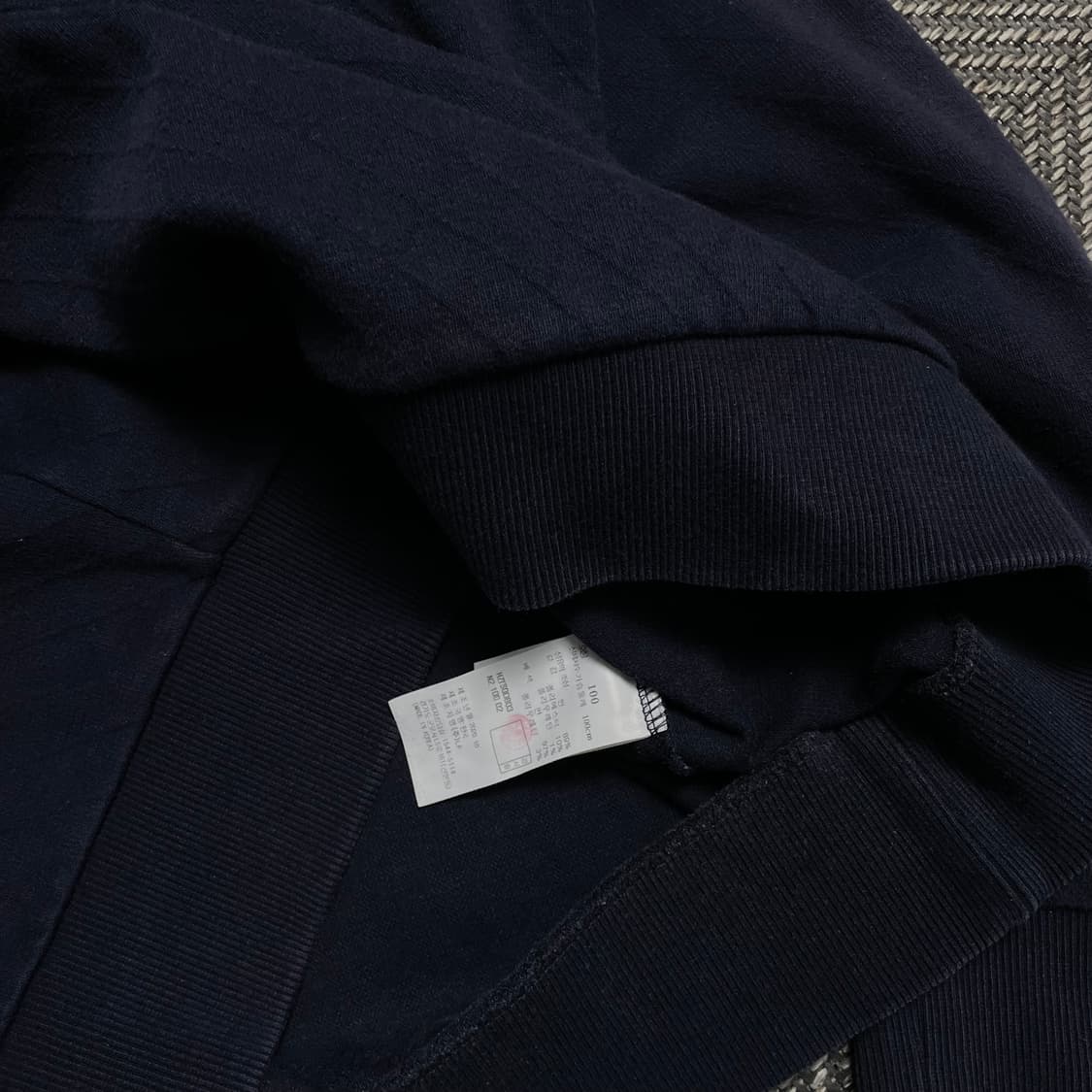 HAZZYS 자수로고 패턴 맨투맨 네이비o 5094 상품이미지4