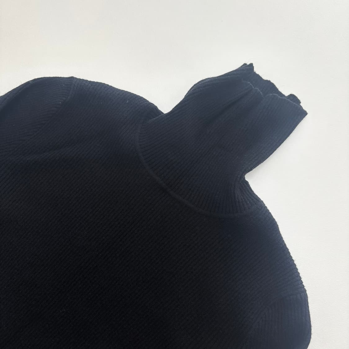 무신사스탠다드 목폴라 니트 S 상품이미지4