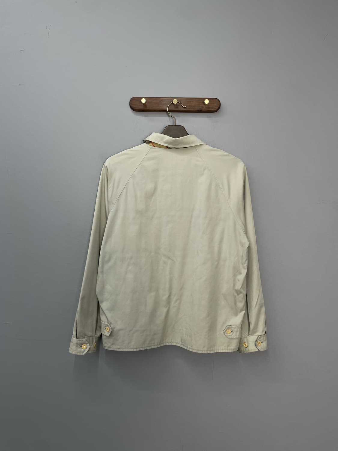 버버리 자수로고 베이지 카라넥 자켓 H1034 상품이미지3