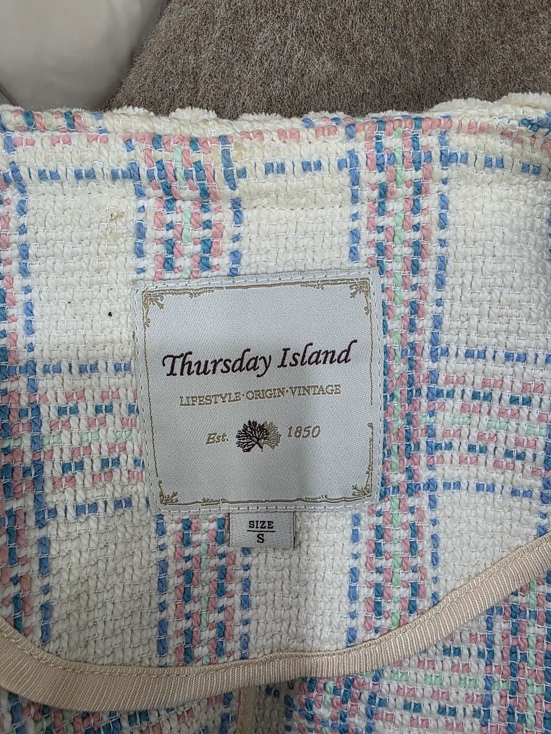 써스데이 아일랜드 여성 가디건 상품이미지3