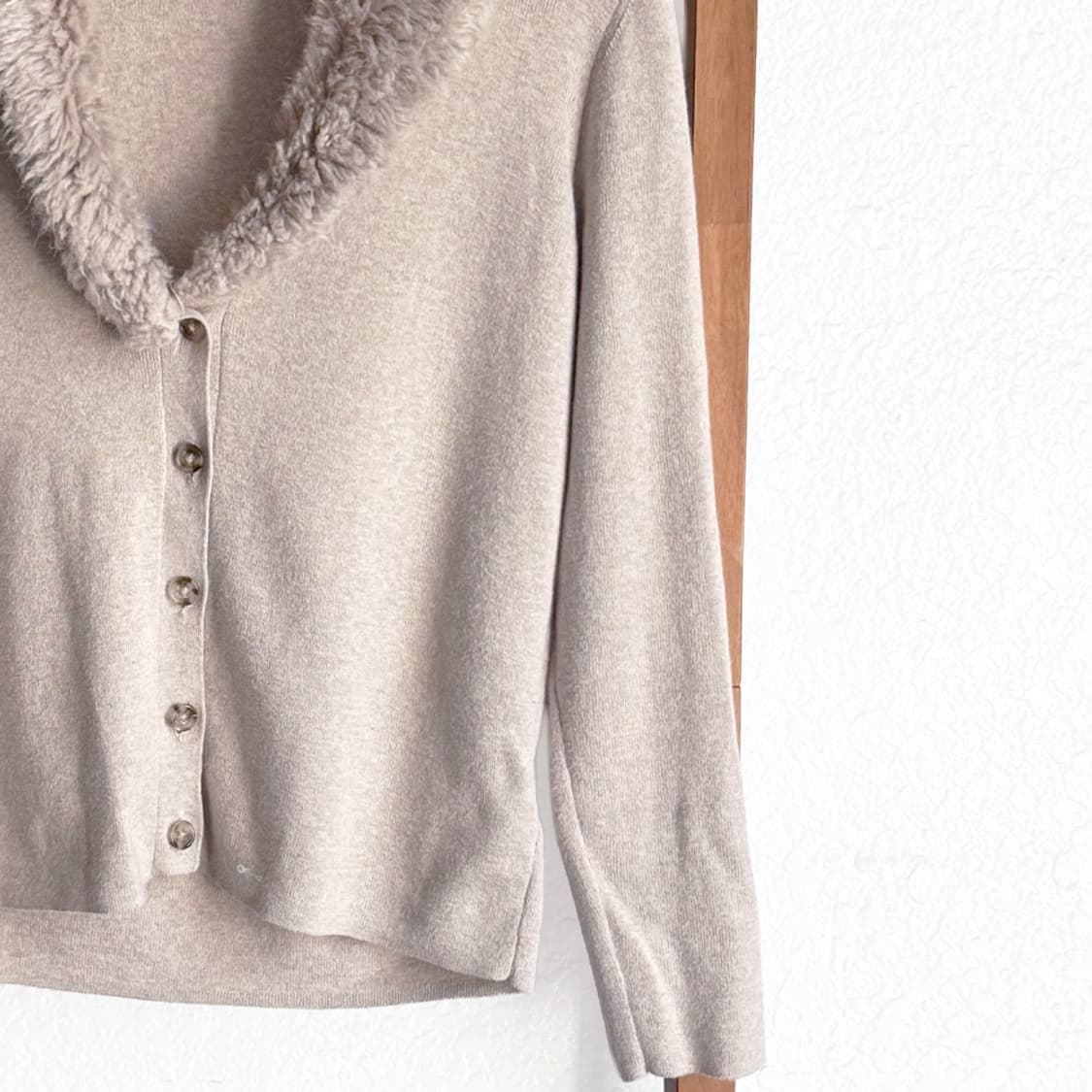 [BANANA REPUBLIC] 샌드 노마딕 퍼 칼라 니트 가디건 상품이미지5