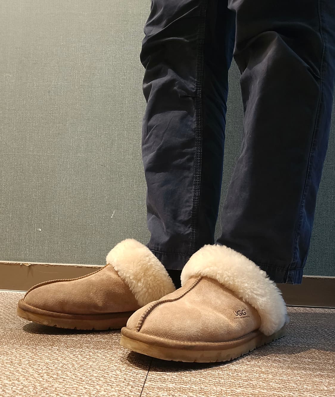 Ugg 어그 스커패트2 슬리퍼 체스트넛 EU44 상품이미지1