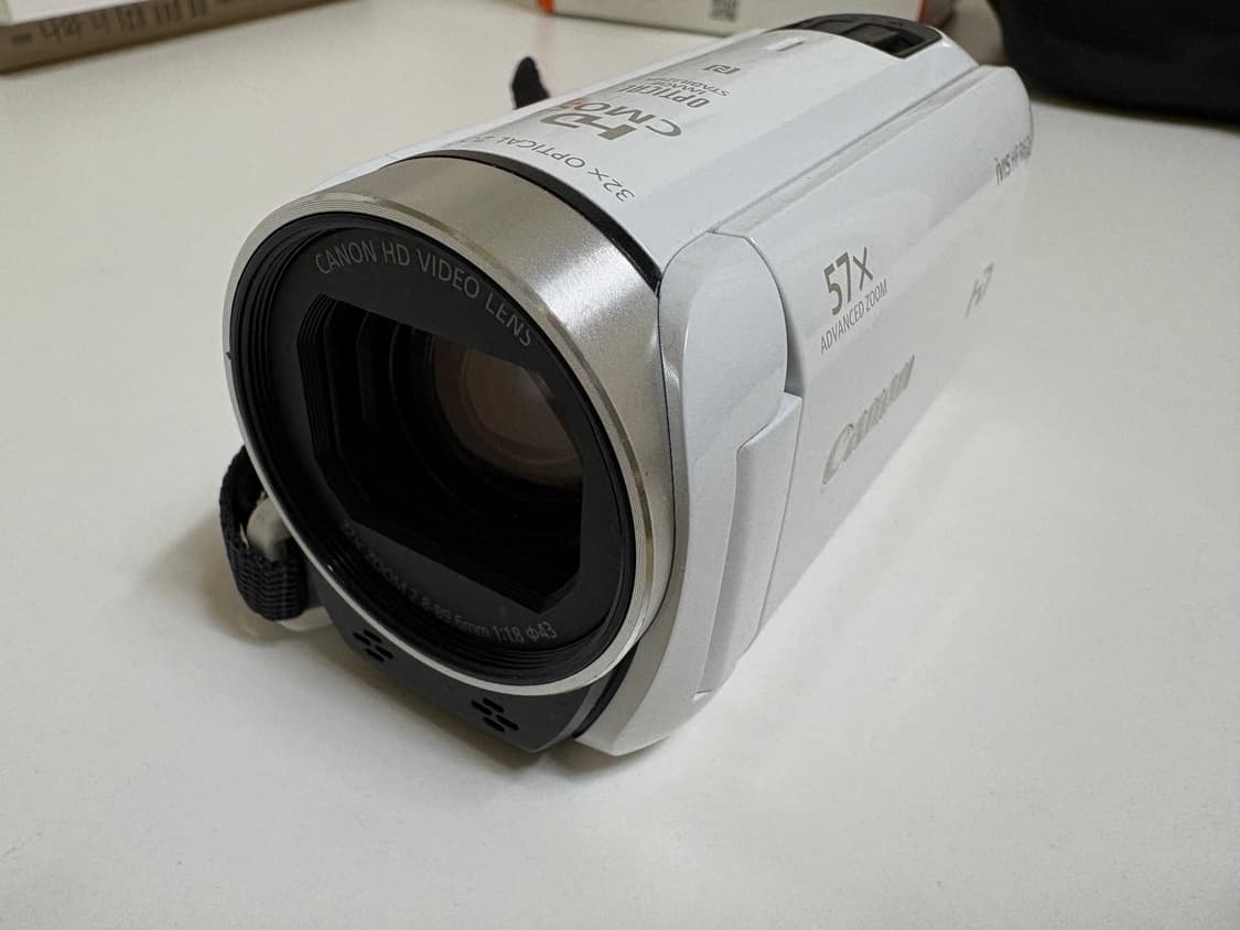 캐논 캠코더 ivis HF R62 상품이미지1