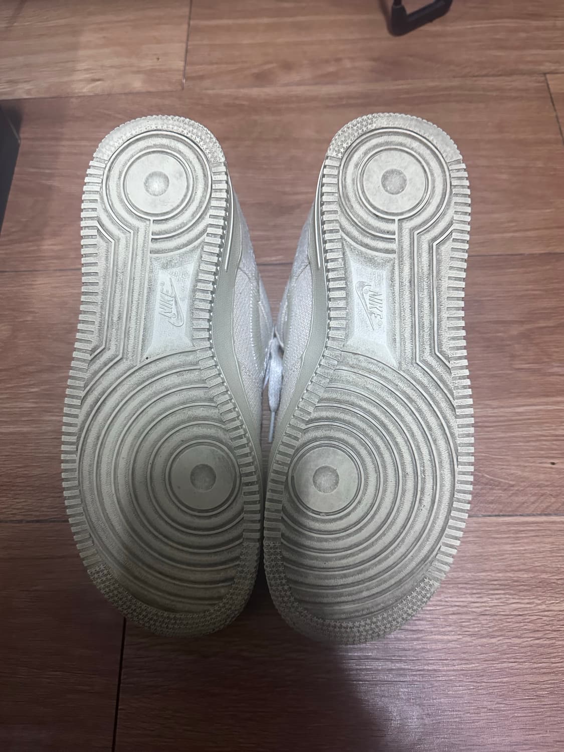 스투시x나이키 나투시 파슬 에어포스 245 상품이미지5