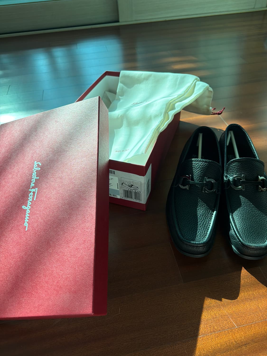 (정품) 페레가모 남성 블랙 구두 상품이미지4