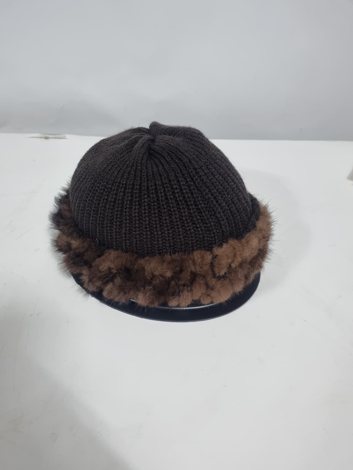 리얼 밍크퍼 니트 안감 비니모자 다크브라운 여성용 상품이미지2
