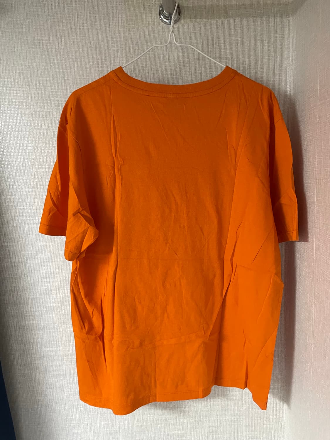 Jw Anderson 반팔티 상품이미지2
