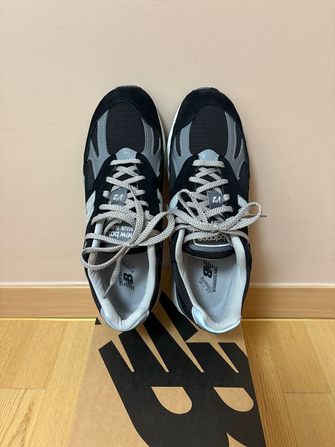 뉴발란스 991v2 290 블랙 상품이미지2