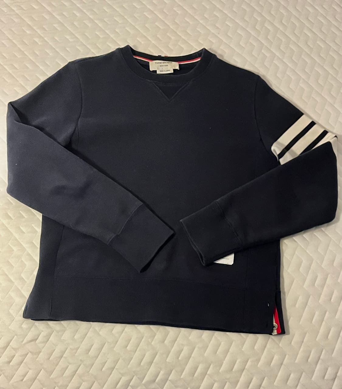 톰브라운 맨투맨 1사이즈 네이비 상품이미지1