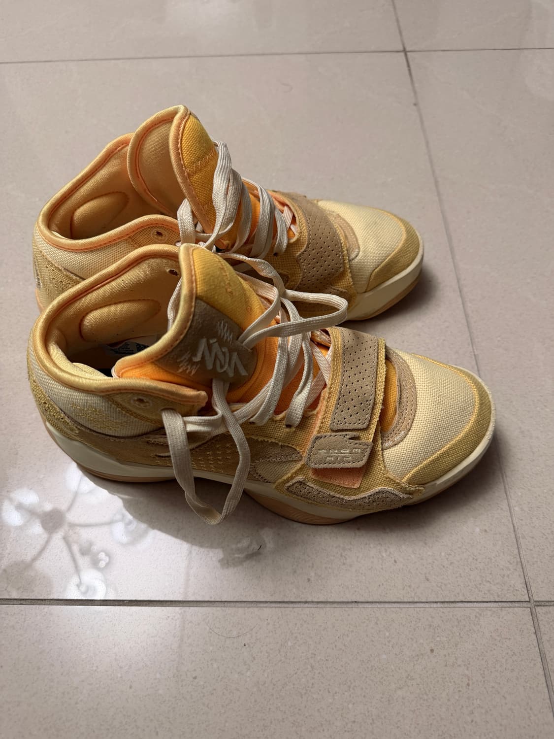 조던 자이언2 풀 문 PF 농구화 상품이미지1