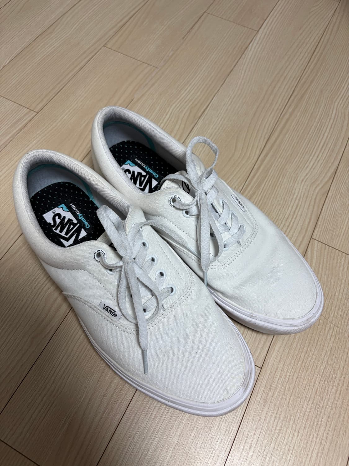 반스 컴피쿠시 남성 스니커즈 상품이미지1