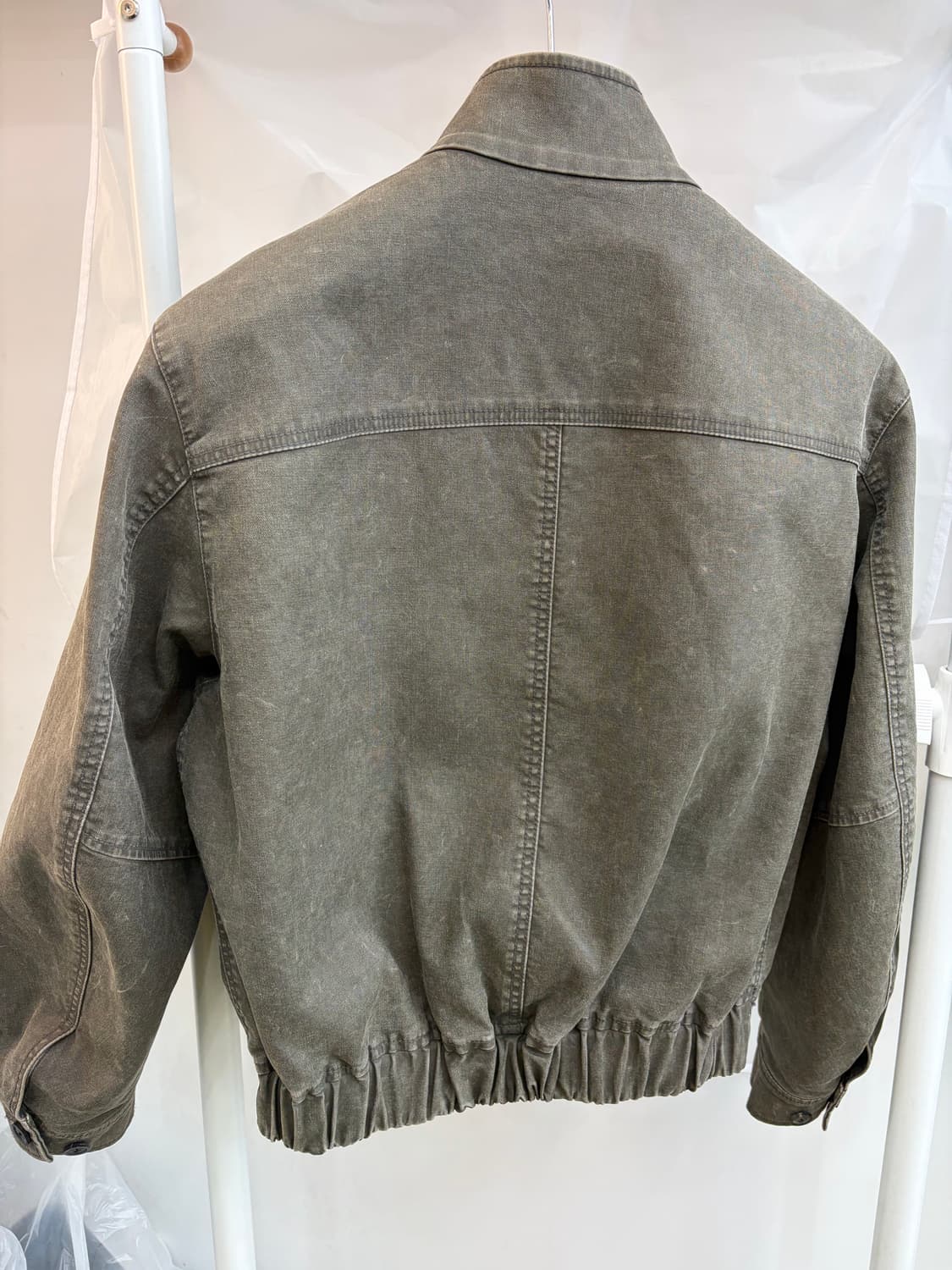 쿠어 25fw 크롭워시드해링턴자켓 워시드카키 s사이즈 상품이미지3